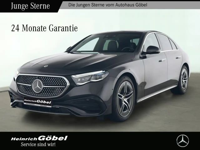 Mercedes-Benz E 200 4MATIC AMG Line Sedan