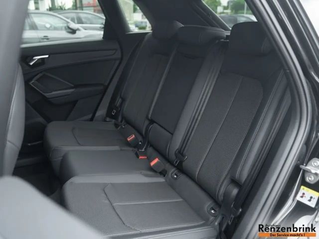 Audi Q3 35 TFSI S-Line