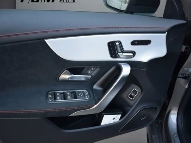 Mercedes-Benz CLA 35 AMG 4MATIC AMG Line Coupé