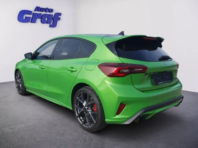 Ford Focus EcoBoost ST Line