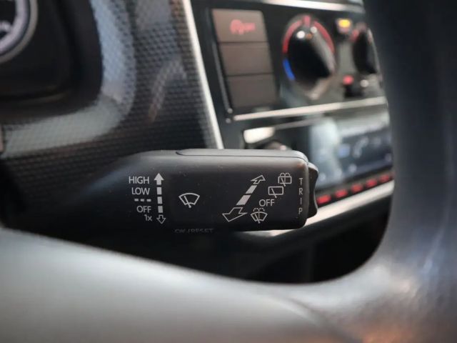 Volkswagen up! Move Move up!