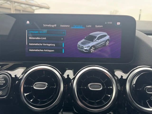 Mercedes-Benz GLA 200 4MATIC Style