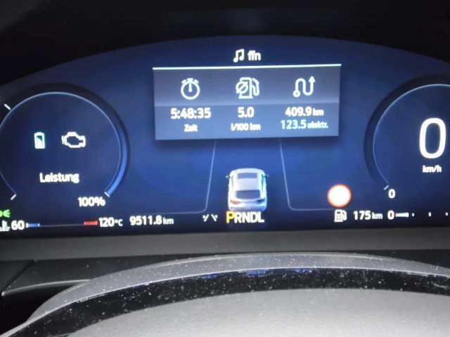 Ford Kuga Hybrid Titanium