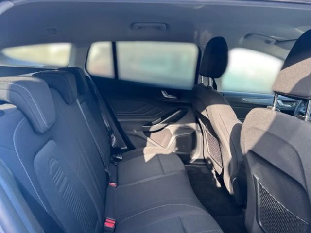 Ford Focus Active Wagon