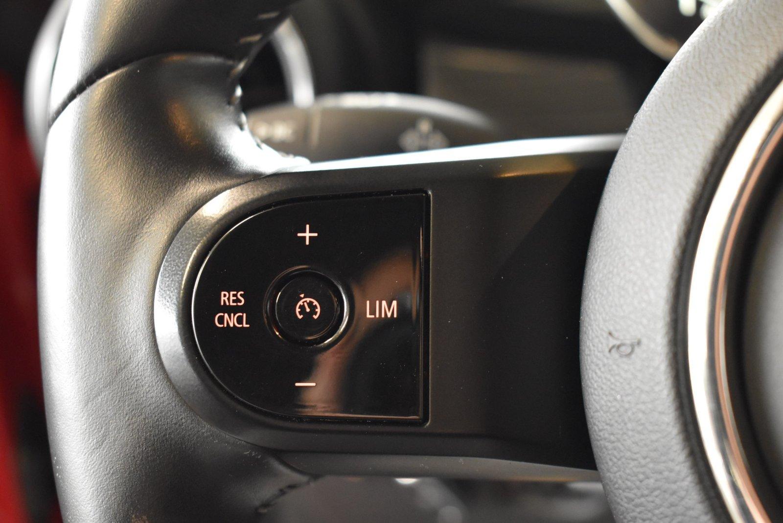 MINI Cooper John Cooper Works