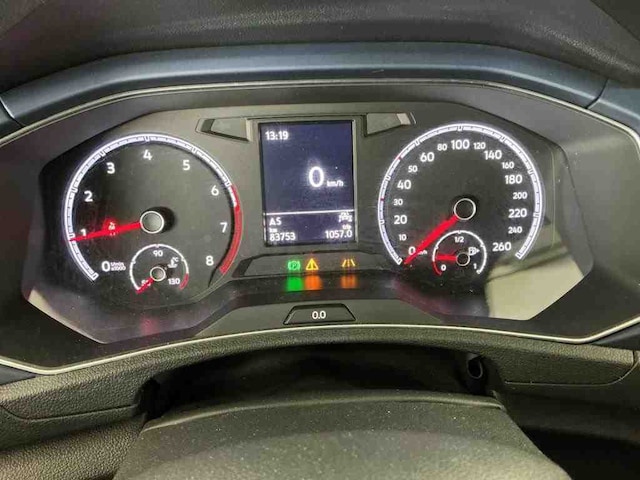 Volkswagen T-Roc T-ROC 1.0    CL   BT085 TSIM6F