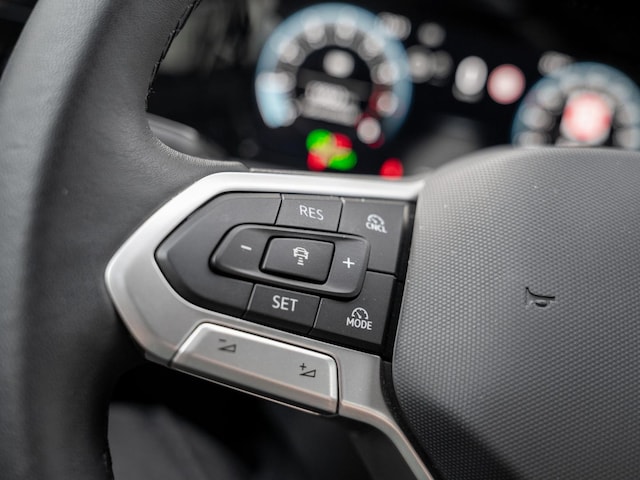 Volkswagen Golf 1.5 eTSI Golf VIII