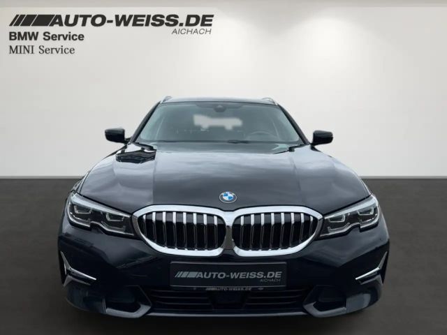 BMW 320 dx SPORTSITZ+LEDER+PANO+HUD+LED+ACC+HIFI+AHK+