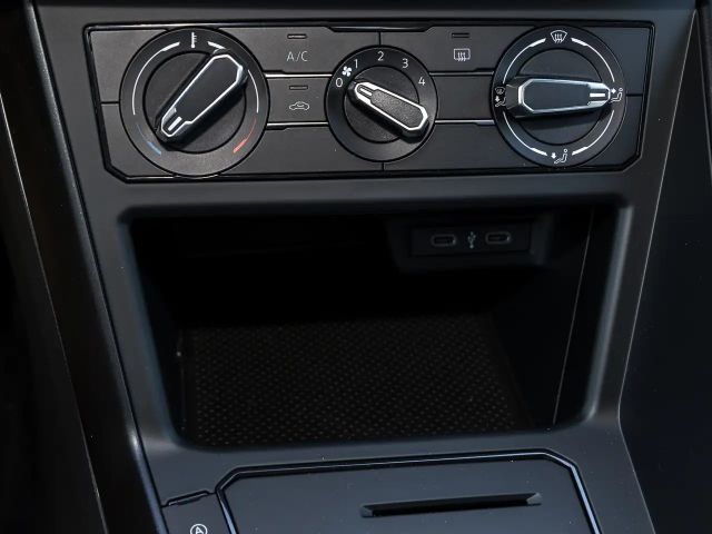 Volkswagen Taigo 1,0 l TSI 5-Gang-Schaltgetriebe LED APP-CONNECT...