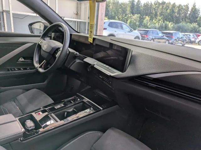 Opel Astra Sports Tourer Ultimate