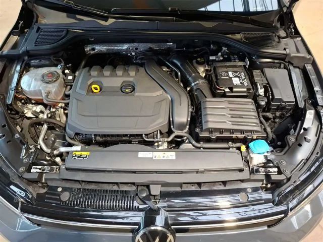 Volkswagen Golf 1.5 eTSI DSG Life
