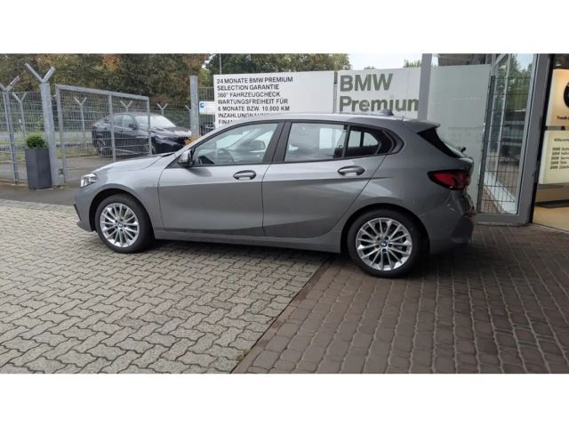 BMW 118 118i Sedan