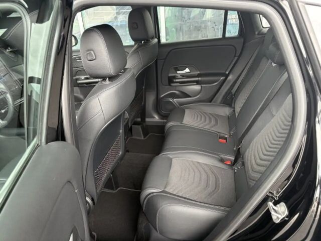 Mercedes-Benz GLA 200 GLA 200 Advanced AHK LED Kamera e.Heckklappe DAB