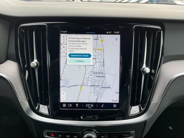 Volvo V60 AWD Dark Plus T8