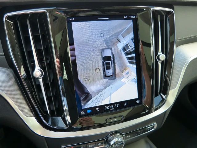 Volvo V60 Cross Country AWD Ultimate