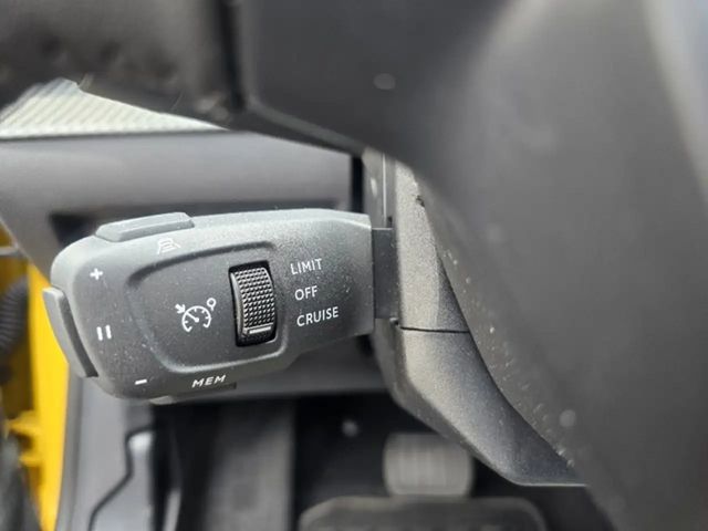 Peugeot E-208 (e-)Allure Pack