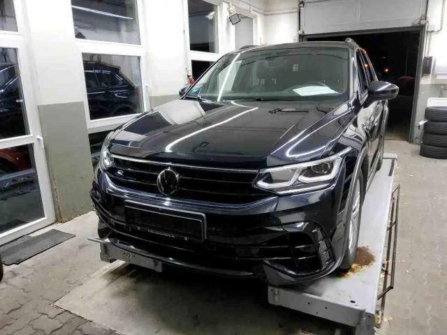 Volkswagen Tiguan R *Sonderleasing* AKRAPOVIC NP86 AHK Pano