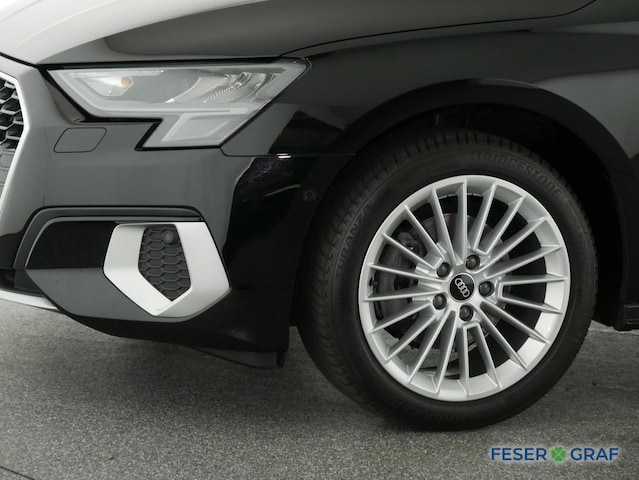 Audi A3 30 TFSI Sedan