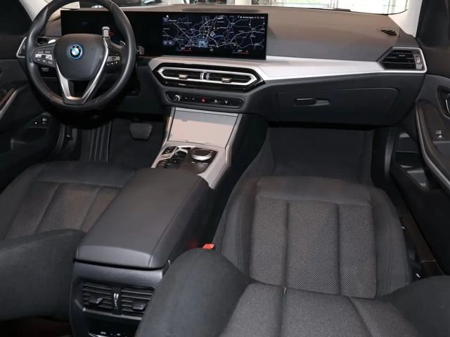 BMW 320 320e Touring xDrive