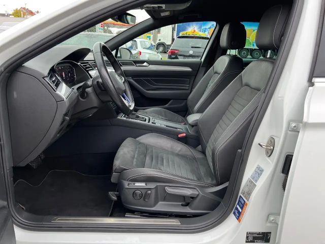 Volkswagen Passat DSG GTE Variant