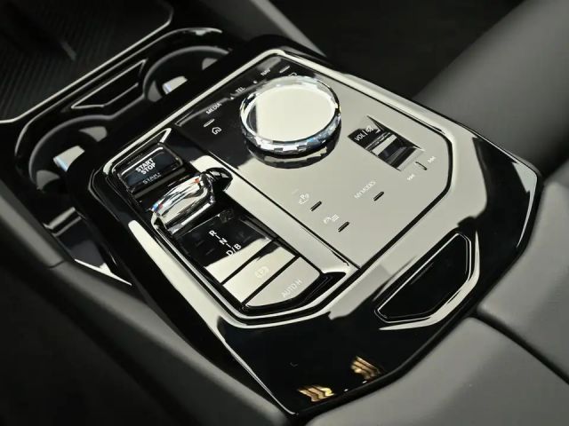 BMW i5 M60 Sedan xDrive