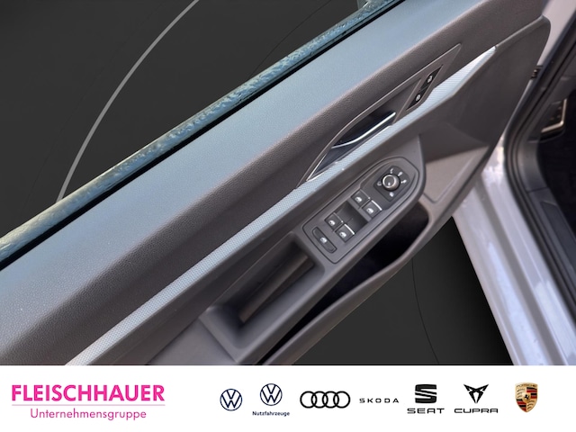 Volkswagen Golf 1.5 eTSI DSG Golf VIII