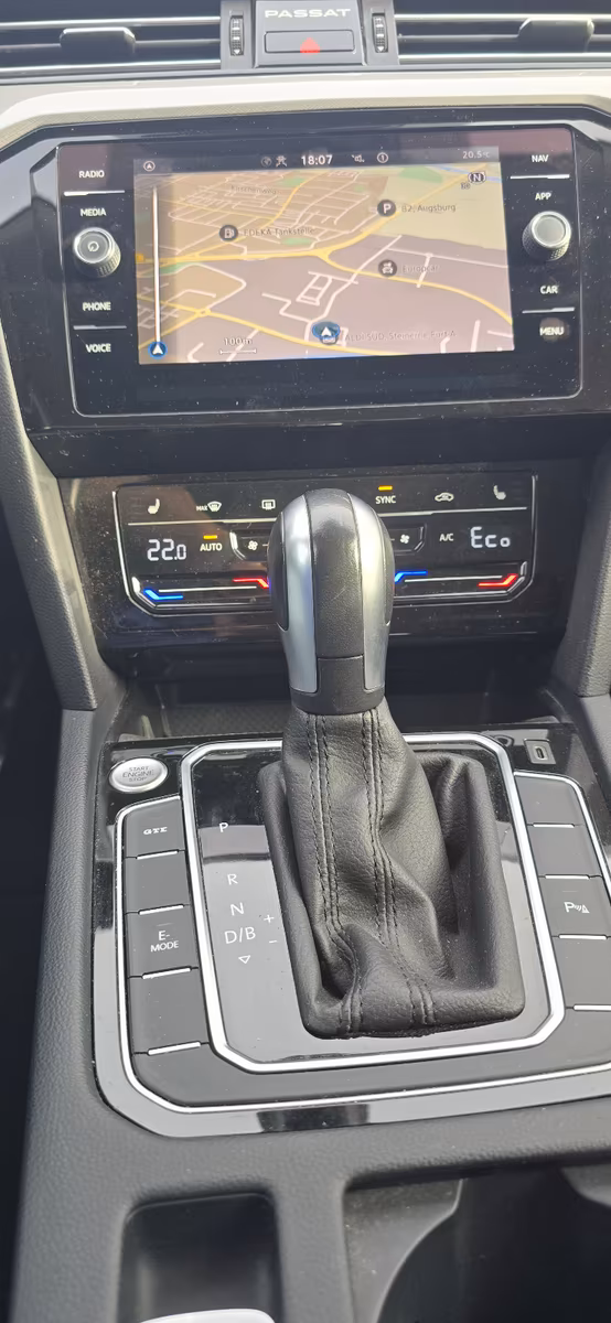 Volkswagen Passat GTE Variant