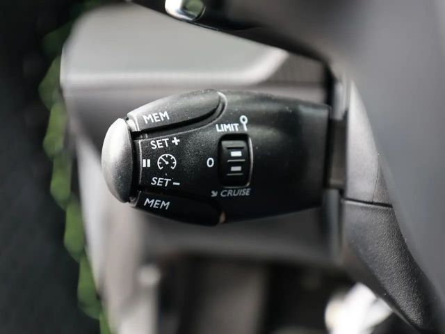 Peugeot 208 GT-Line Hybrid