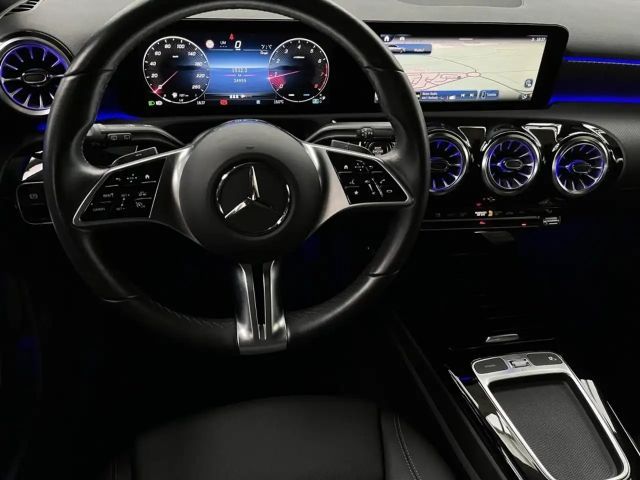 Mercedes-Benz A 220 4MATIC Progressive