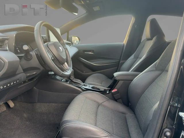 Toyota Corolla Hybride Team D