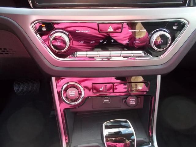 SsangYong Korando Blackline 1.5T LED, Navi, Keyless, Aku 18"