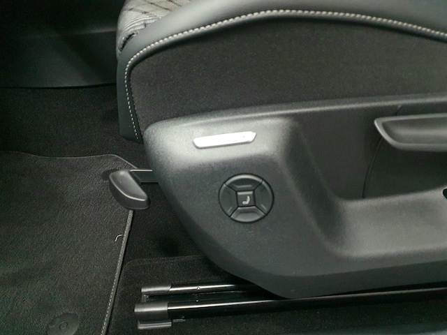 Volkswagen Tiguan 2.0 TDI DSG R-Line