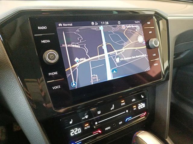 Volkswagen Passat 1.5 TSI Business DSG