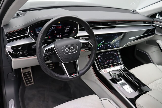 Audi S8 Quattro