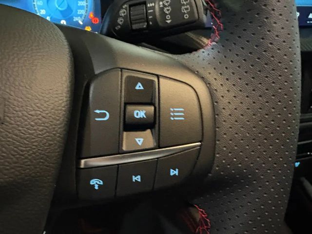 Ford Kuga Plug in Hybrid ST Line X