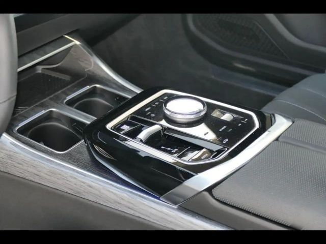 BMW 750 M-Sport Sedan xDrive