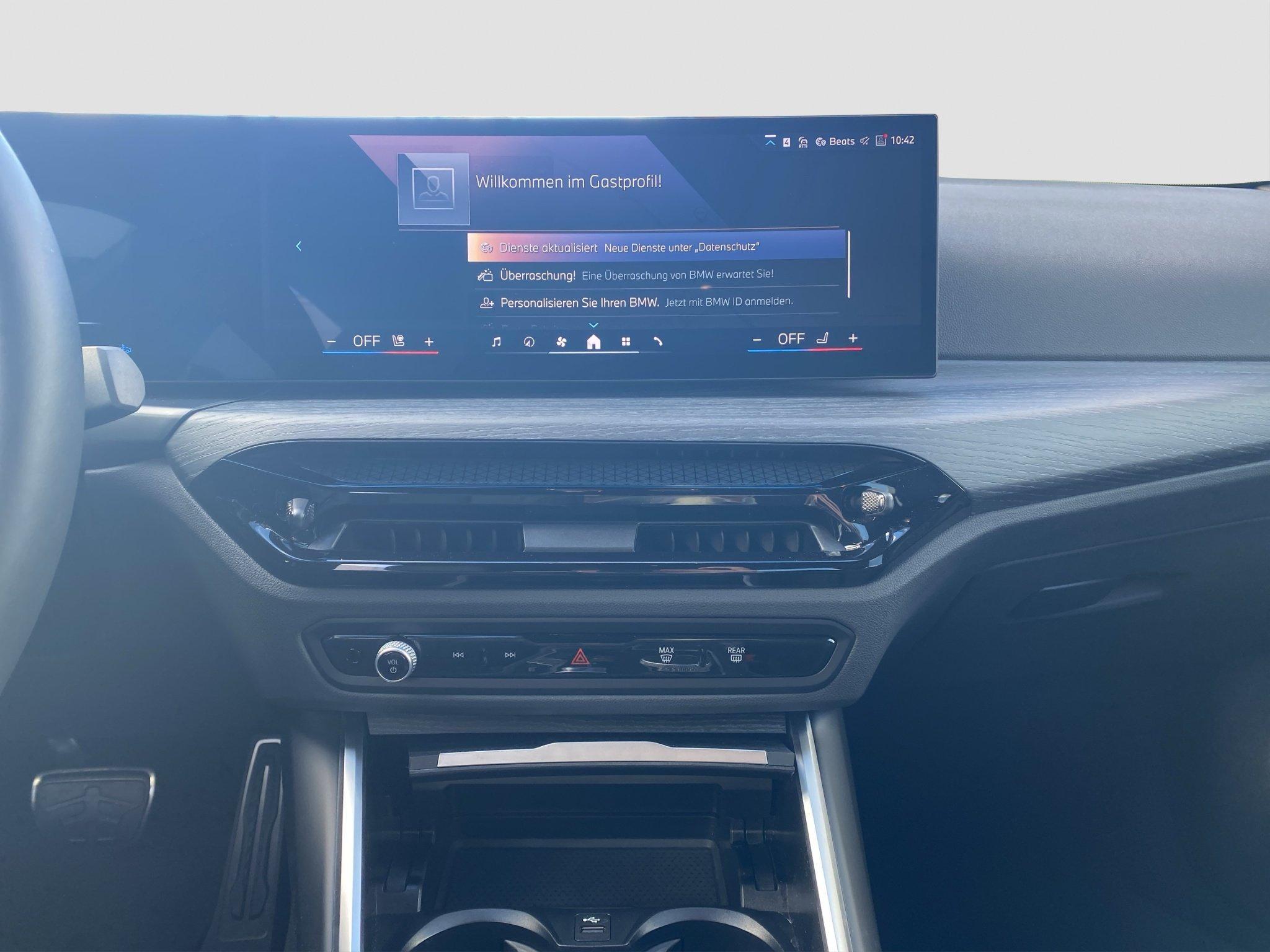 BMW 320 320i Sedan xDrive