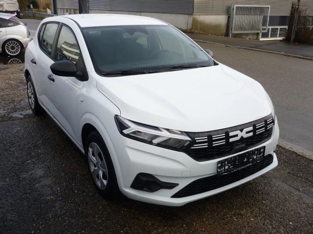 Dacia Sandero Essential TCe 90