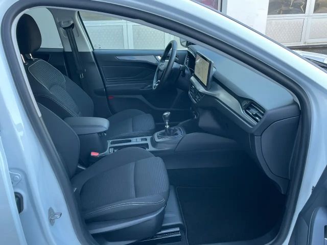 Ford Focus Titanium Wagon