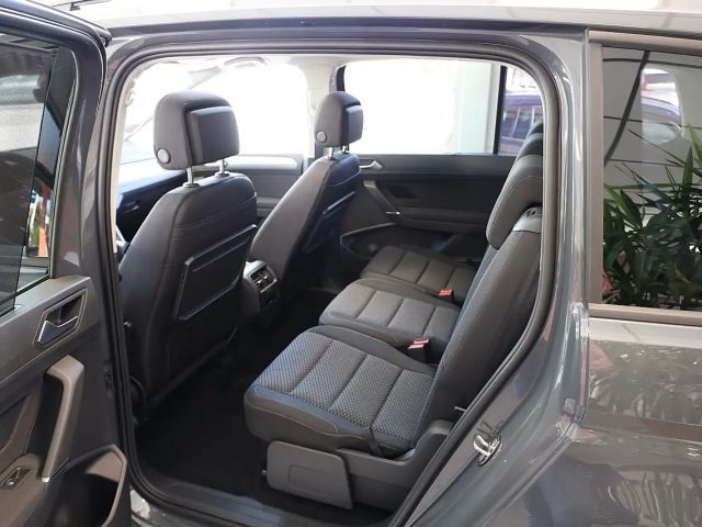 Volkswagen Touran DSG