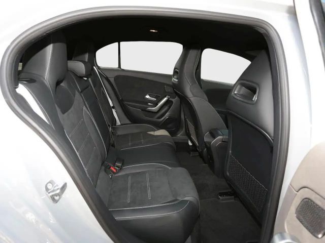 Mercedes-Benz A 200 AMG Line Hatchback