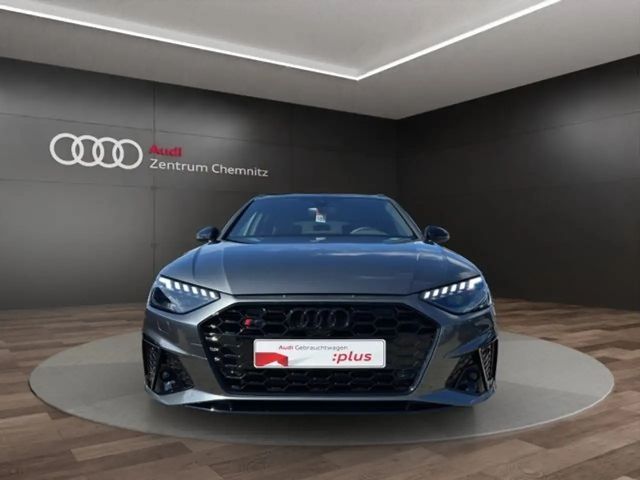 Audi S4 Avant Quattro