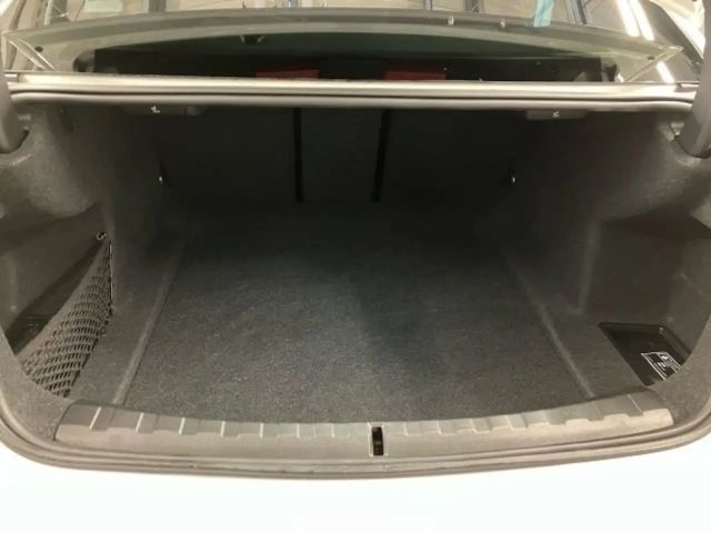 BMW 320 320d Sedan xDrive