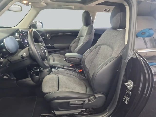 MINI One One Aut. Classic Trim *Navi*Pano*SHZ*