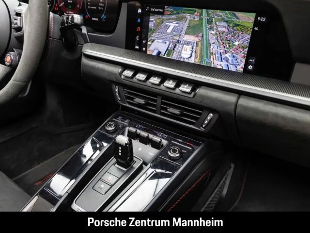 Porsche 992 4 Coupé GTS Targa