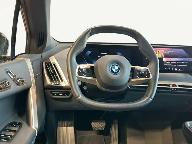 BMW iX xDrive40