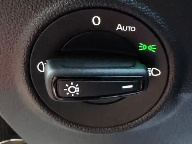 Volkswagen T-Roc 1.5 TSI DSG Life