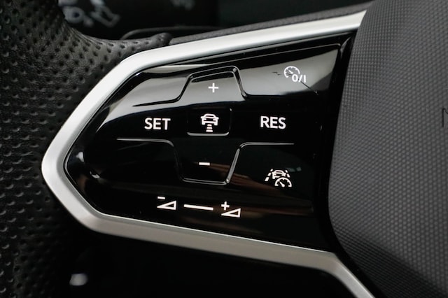 Volkswagen Tiguan 2.0 TSI Allspace DSG R-Line