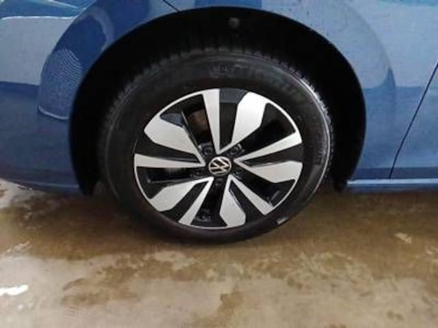 Volkswagen Golf 1.5 eTSI DSG Golf VIII