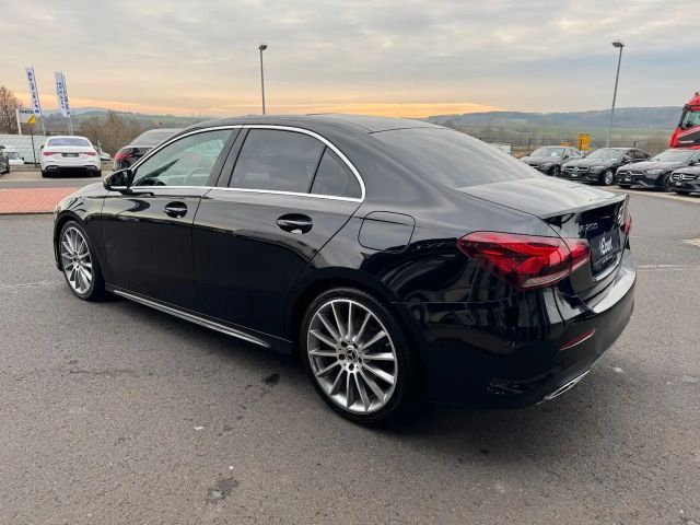 Mercedes-Benz A 200 AMG Line